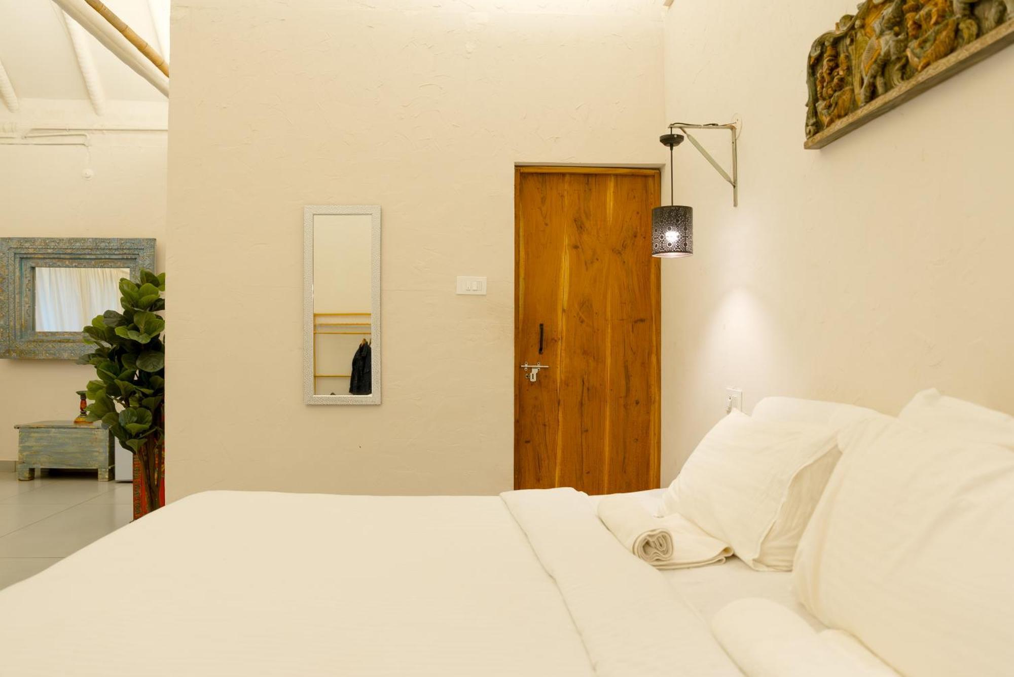 バルカラ Nidra By Sarwaa Bed & Breakfast エクステリア 写真